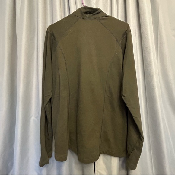 50%off w♥️ 
Mountain Hardwear 1/2 Zip Sweater Athletic Men #3 🐊. thumb holes - Picture 3 of 7
